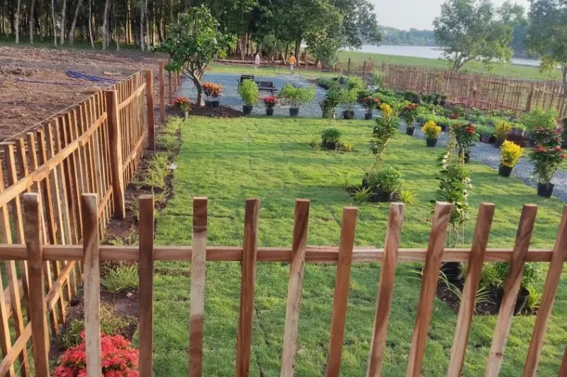 Công viên bờ hồ hớn quản 4 Công viên bờ hồ hớn quản